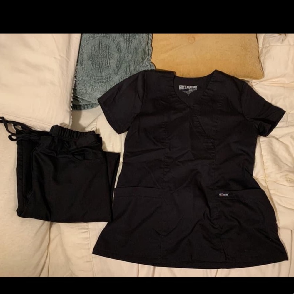 Black Greys Anatomy scrub set